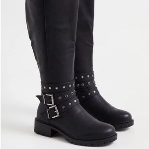Torrid Black Faux LeatherStudded Wrap Knee Boot size 8.5 WW
